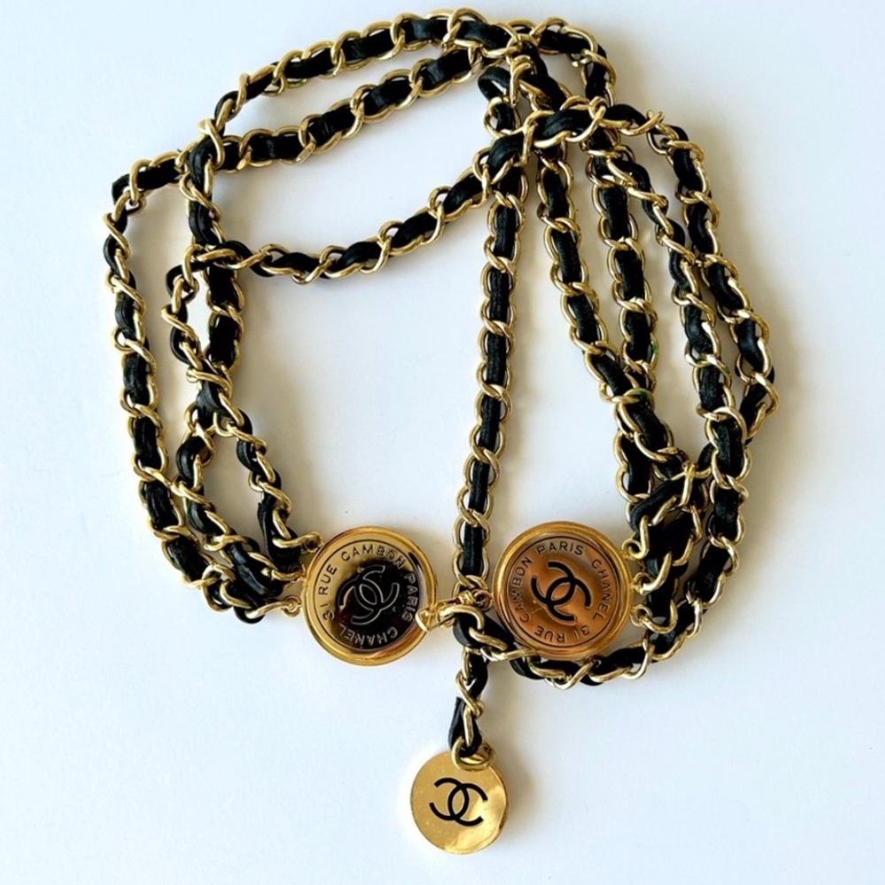 Vintage 1995 Chain link Chanel Belt - Picture 2 of 6